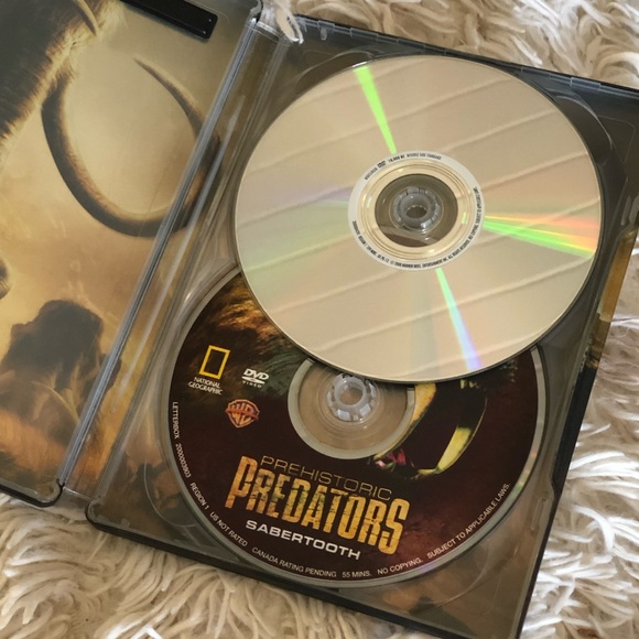 🎉 5/$15 🎉 10000 BC DVD - Picture 3 of 3